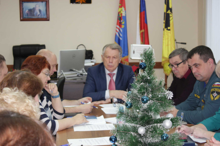 Глава района провел комиссию по чрезвычайным ситуациям. Глава района провел комиссию по чрезвычайным ситуациям.
