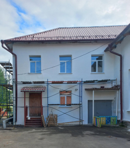 Проведение ремонтных работ в дошкольных учреждениях района. Проведение ремонтных работ в дошкольных учреждениях района.