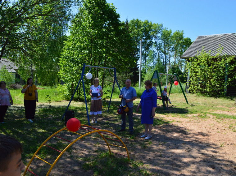 В Клетино открыли спортивно-игровую площадку. В Клетино открыли спортивно-игровую площадку.
